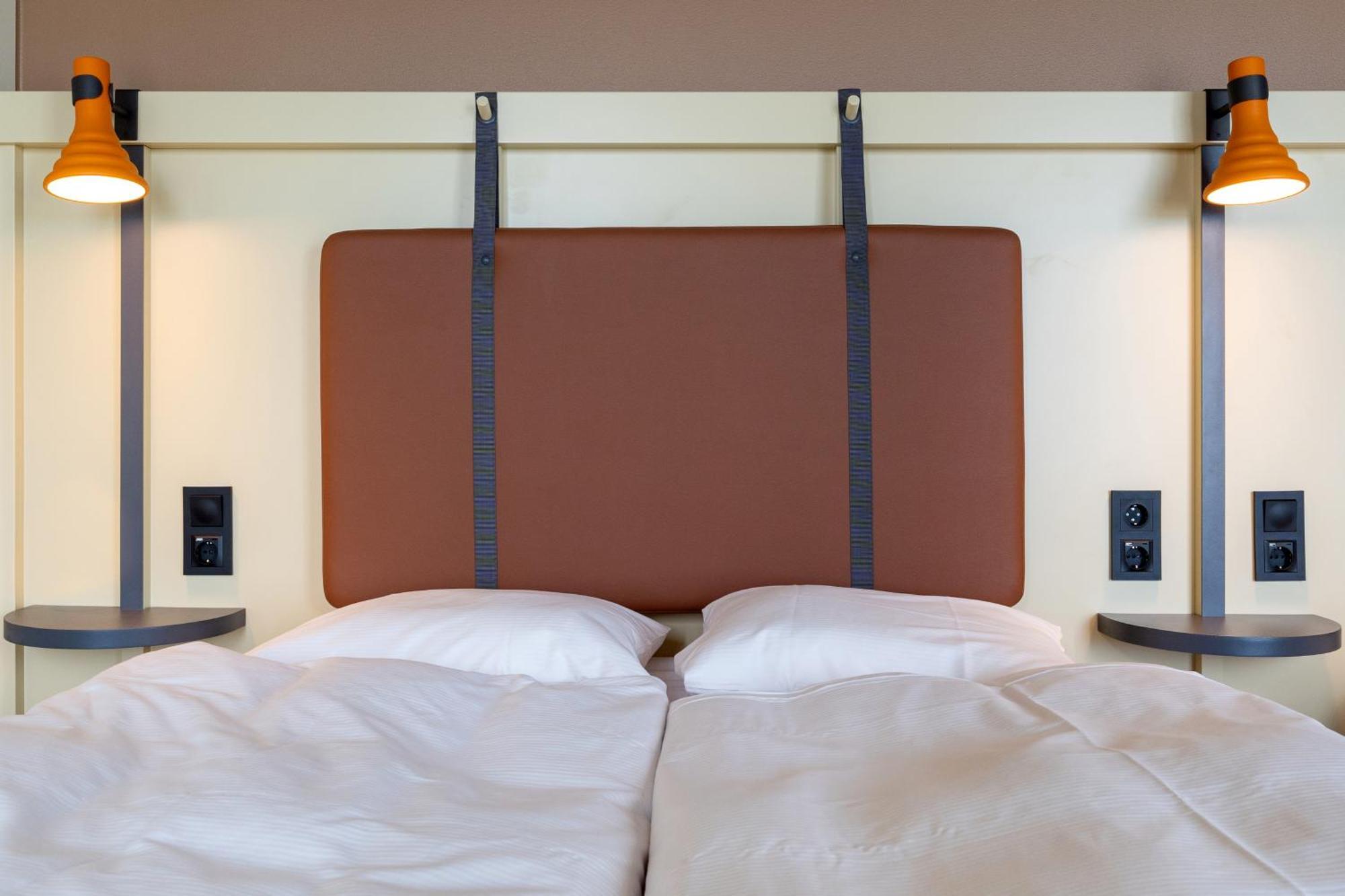 Comfort Hotel Helsinki Airport Vantaa Exterior photo